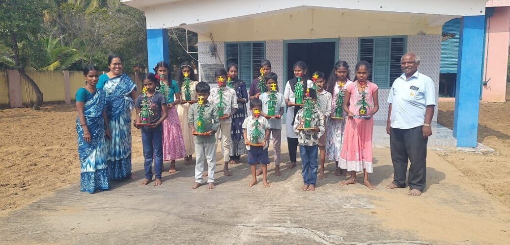 Christmas Camp 2025: From Plastic Waste to Christmas Trees